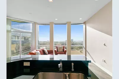 500 Throckmorton Street #1108, Fort Worth, TX 76102 - Photo 9