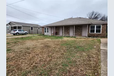 4304 S Cravens Road, Fort Worth, TX 76119 - Photo 17