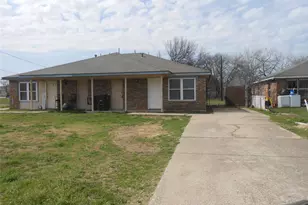 4304 S Cravens Rd, Fort Worth, TX 76119 - Photo 3