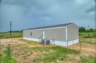 11933 County Road 2170, Barry, TX 75102 - Photo 7
