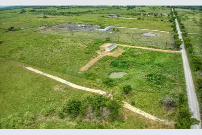 11933 County Road 2170, Barry, TX 75102 - Photo 9