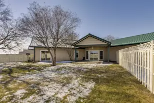 438 Edna Rd, Waxahachie, TX 75165 - Photo 19