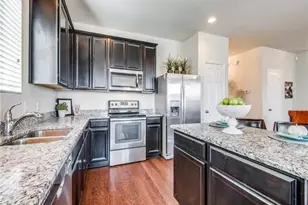 3104 Walker Creek Dr, Little Elm, TX 75068 - Photo 9