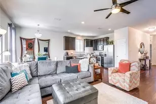 3104 Walker Creek Dr, Little Elm, TX 75068 - Photo 5