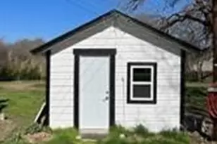 356 Shoreline Dr, Azle, TX 76020 - Photo 11