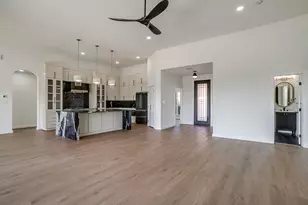 208 N Mountain Ridge, Cresson, TX 76035 - Photo 9