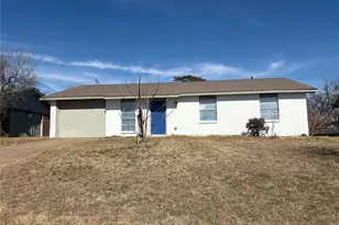 117 Yorkshire Dr, Cedar Hill, TX 75104 - Photo 1