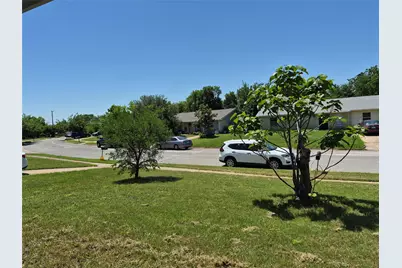 117 Yorkshire Drive, Cedar Hill, TX 75104 - Photo 3