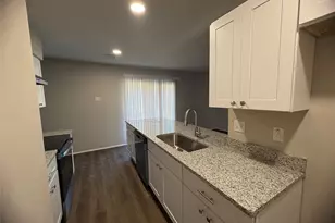 117 Yorkshire Dr, Cedar Hill, TX 75104 - Photo 9