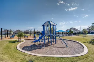 1707 Emilia Dr, Celina, TX 75009 - Photo 37