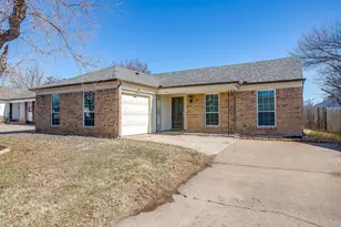 7312 Strawberry Way, Fort Worth, TX 76137 - Photo 3