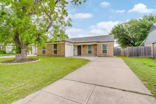 7312 Strawberry Way, Fort Worth, TX 76137 - Photo 3