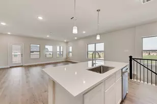 8334 Bayside Dr, Rowlett, TX 75088 - Photo 5