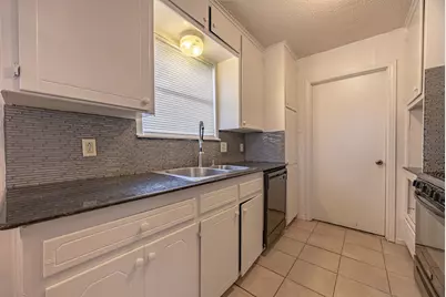 6704 Trailwood Drive, Forest Hill, TX 76140 - Photo 9