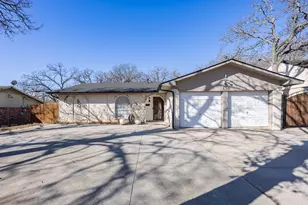 6704 Trailwood Dr, Forest Hill, TX 76140 - Photo 1