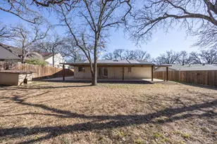 6704 Trailwood Dr, Forest Hill, TX 76140 - Photo 23