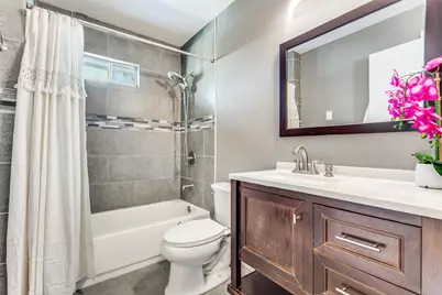 758 E Jefferson Street, Van Alstyne, TX 75495 - Photo 9