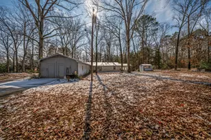 946 Co Rd 1577, Hughes Springs, TX 75656 - Photo 21