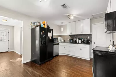 3700 Charlton Avenue, Waco, TX 76711 - Photo 5