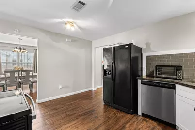 3700 Charlton Avenue, Waco, TX 76711 - Photo 9