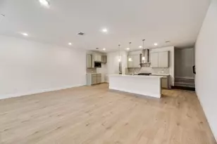 8330 Bayside Dr, Rowlett, TX 75088 - Photo 11