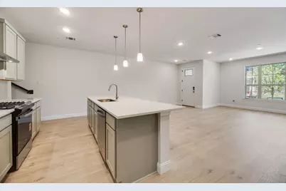 8330 Bayside Drive, Rowlett, TX 75088 - Photo 9