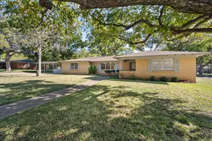 4316 Ashmore Dr, North Richland Hills, TX 76180 - Photo 3