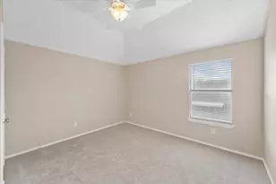 3932 Valez Dr, Carrollton, TX 75007 - Photo 23