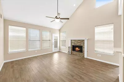 3932 Valez Drive, Carrollton, TX 75007 - Photo 11