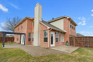 3932 Valez Dr, Carrollton, TX 75007 - Photo 29