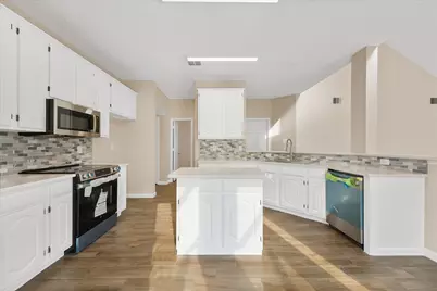 3932 Valez Drive, Carrollton, TX 75007 - Photo 15