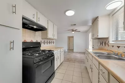 6214 Capestone Drive, Dallas, TX 75217 - Photo 11