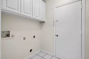 121 Wildwood Ct, Grapevine, TX 76051 - Photo 7