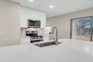 1913 Fairfield Dr, Plano, TX 75074 - Photo 7