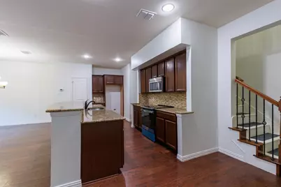 394 Teague Drive, Lewisville, TX 75067 - Photo 11