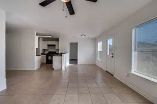 609 Misty Mountain Dr, Fort Worth, TX 76140 - Photo 3