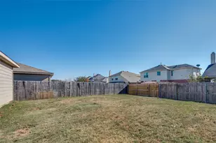 609 Misty Mountain Dr, Fort Worth, TX 76140 - Photo 13