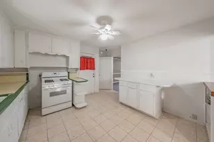 3905 London Ln, Richland Hills, TX 76118 - Photo 9