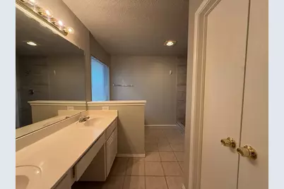 7033 Snowy Owl Street, Arlington, TX 76002 - Photo 19