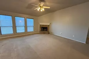 7033 Snowy Owl St, Arlington, TX 76002 - Photo 3