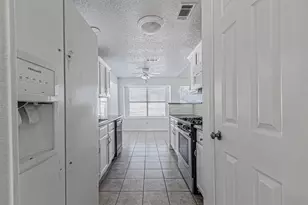 2606 Hollow Bend, Mesquite, TX 75150 - Photo 7