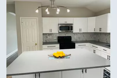 14613 Eaglemont Drive, Little Elm, TX 75068 - Photo 9