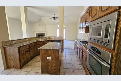 819 Paisley Lane, Red Oak, TX 75154 - Photo 11