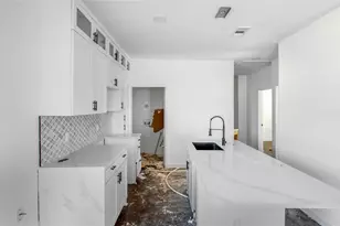 1100 S Brighton Ave, Dallas, TX 75208 - Photo 5