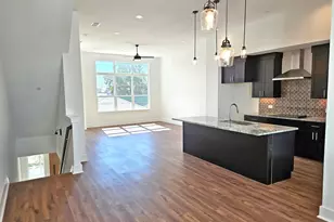 13325 Bee St, Farmers Branch, TX 75234 - Photo 5