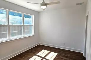 13325 Bee St, Farmers Branch, TX 75234 - Photo 7