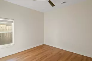 1029 N Madison Ave, Dallas, TX 75208 - Photo 17