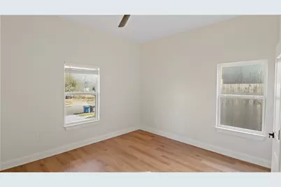 1029 N Madison Avenue, Dallas, TX 75208 - Photo 15