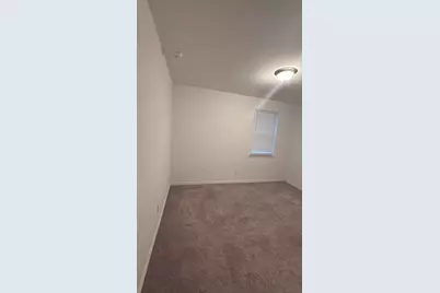 9805 Michael Irvin Street, Irving, TX 75063 - Photo 19