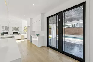 6118 Walnut Hill Ln, Dallas, TX 75230 - Photo 15